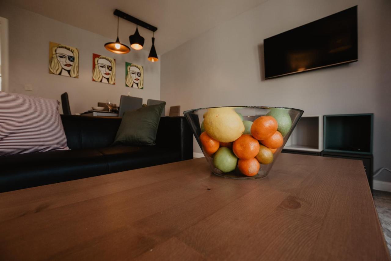 Coyle House, 3 Bed,Corby, Super Kings Or Twins, Driveway, Free Wi-Fi, Corporates Welcome المظهر الخارجي الصورة
